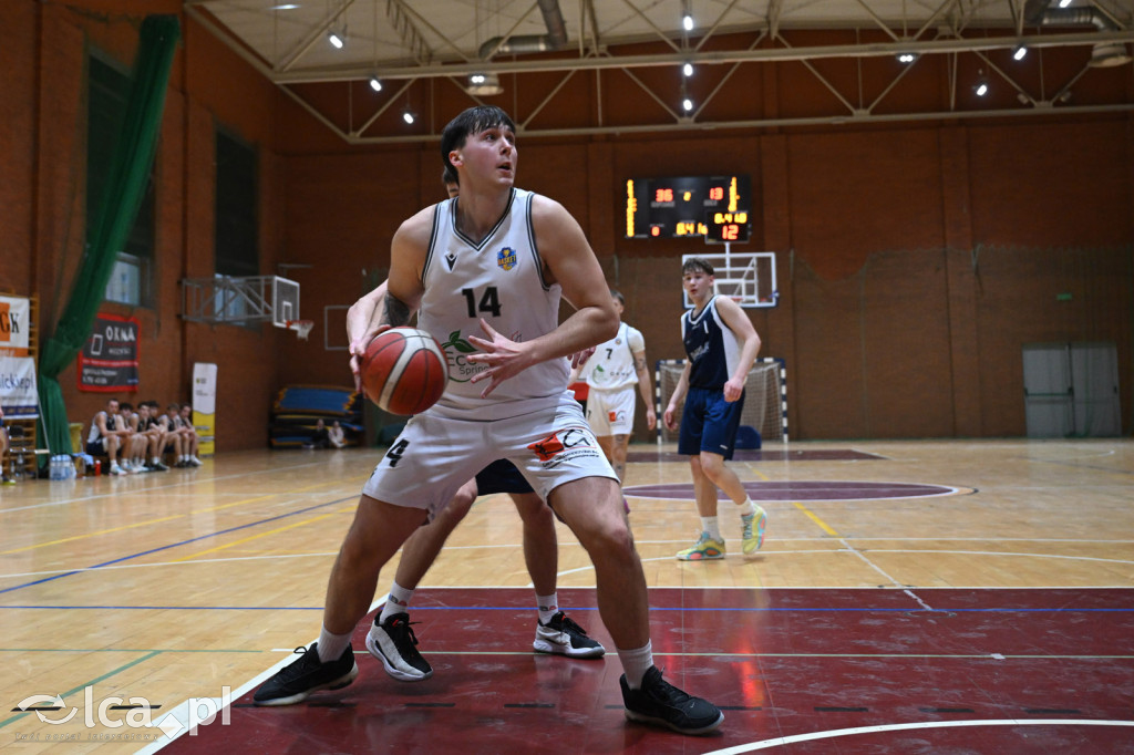 Dominacja Lwów na Piekarach – pewne zwycięstwo KS Basket Legnica