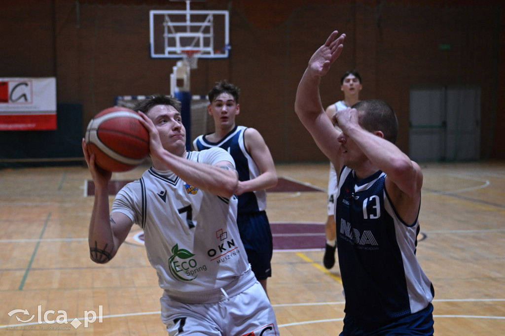 Dominacja Lwów na Piekarach – pewne zwycięstwo KS Basket Legnica