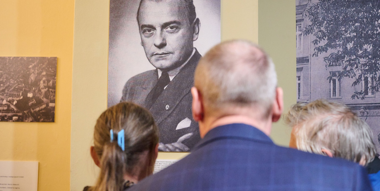 Legnica sprzed wieku na fotografiach