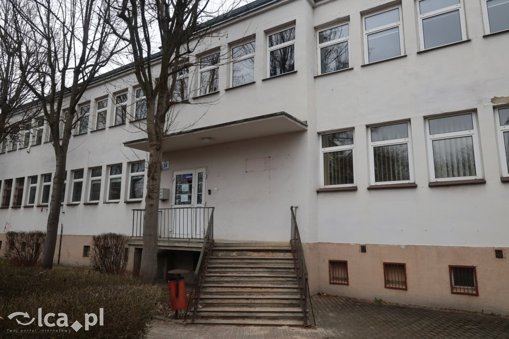 Budynek po OGM 2 idzie pod młotek