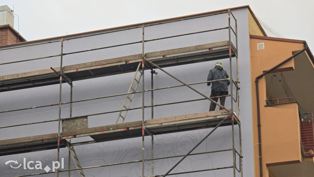 Powstaje mural inspirowany SREBREM