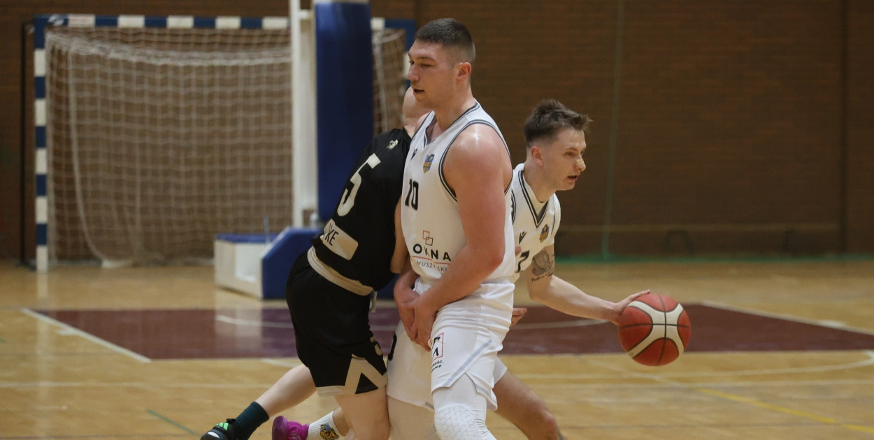 Horror z Happy endem w legnickiej hali!