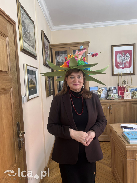 Centrum Prochowic już ozdobione na Wielkanoc