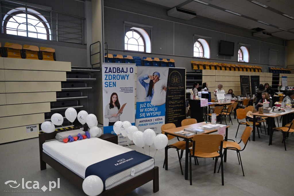 Przyszli i pomogli dwóm malym chłopcom