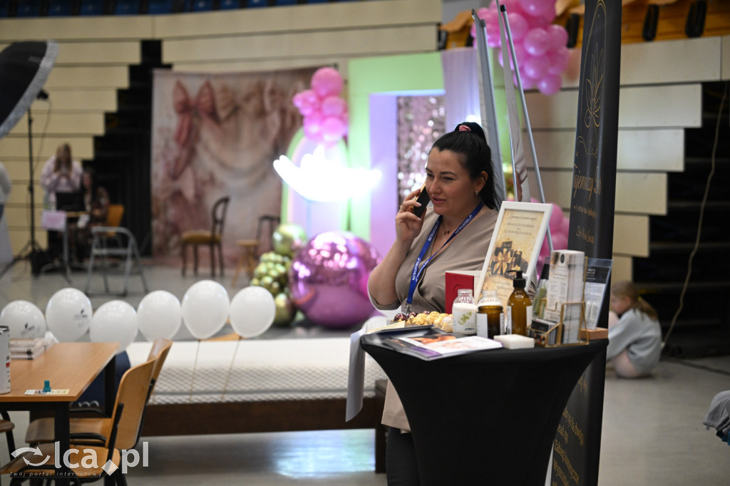 Przyszli i pomogli dwóm malym chłopcom