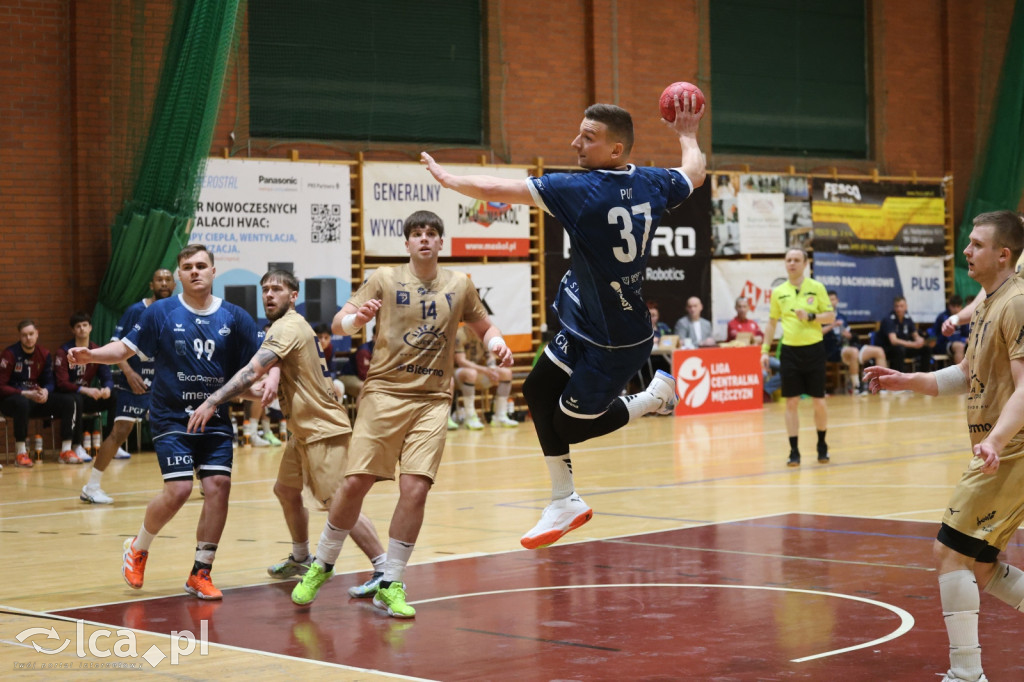 Siódemka Miedź Legnica rzuca wicelidera na kolana