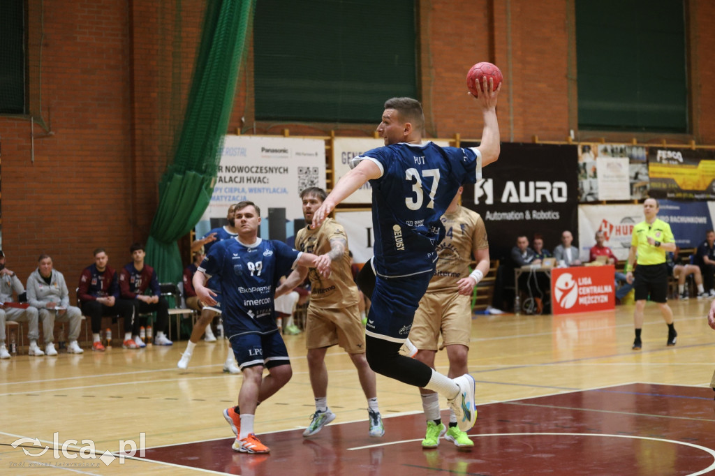 Siódemka Miedź Legnica rzuca wicelidera na kolana