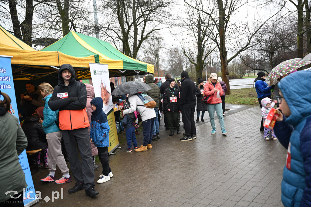Pokonali kilometr dla „Otwórz Serce”