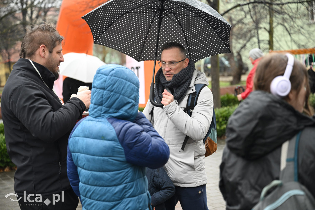 Pokonali kilometr dla „Otwórz Serce”