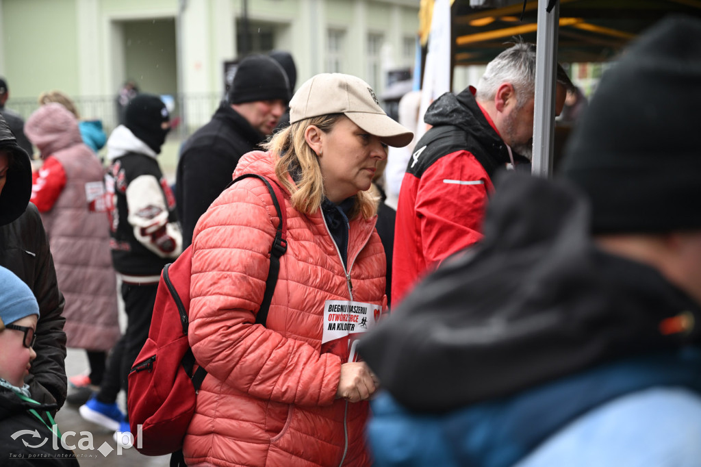 Pokonali kilometr dla „Otwórz Serce”