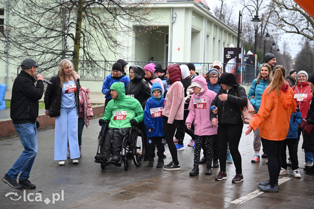 Pokonali kilometr dla „Otwórz Serce”