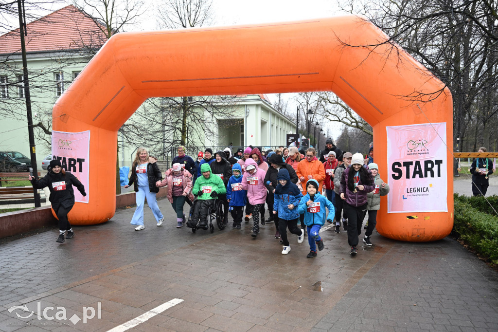 Pokonali kilometr dla „Otwórz Serce”