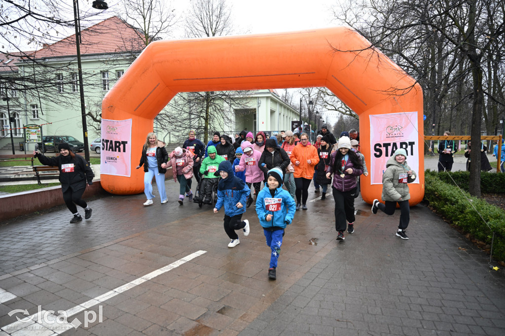 Pokonali kilometr dla „Otwórz Serce”