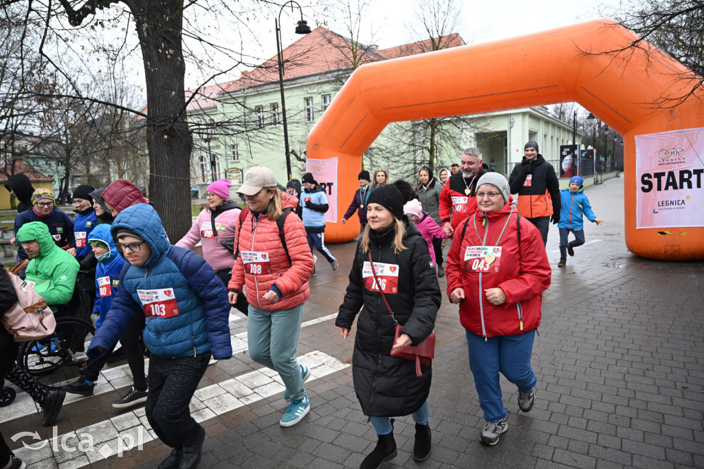 Pokonali kilometr dla „Otwórz Serce”