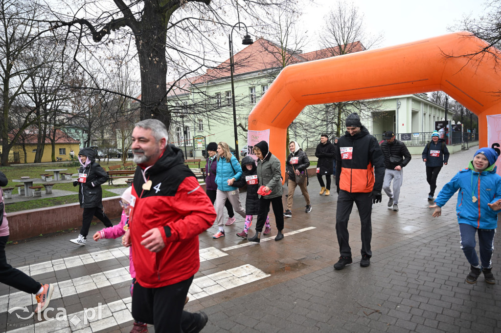 Pokonali kilometr dla „Otwórz Serce”