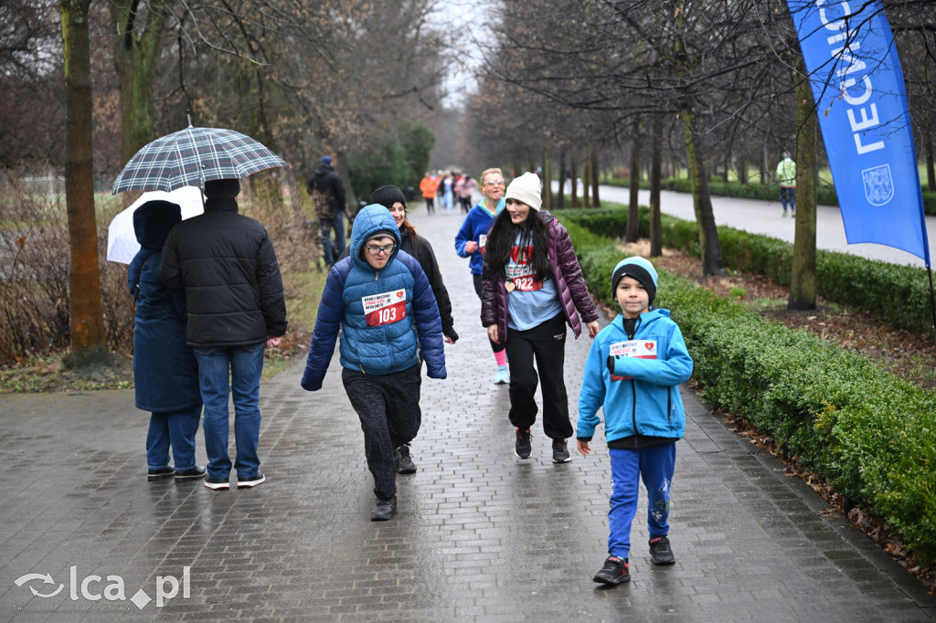 Pokonali kilometr dla „Otwórz Serce”