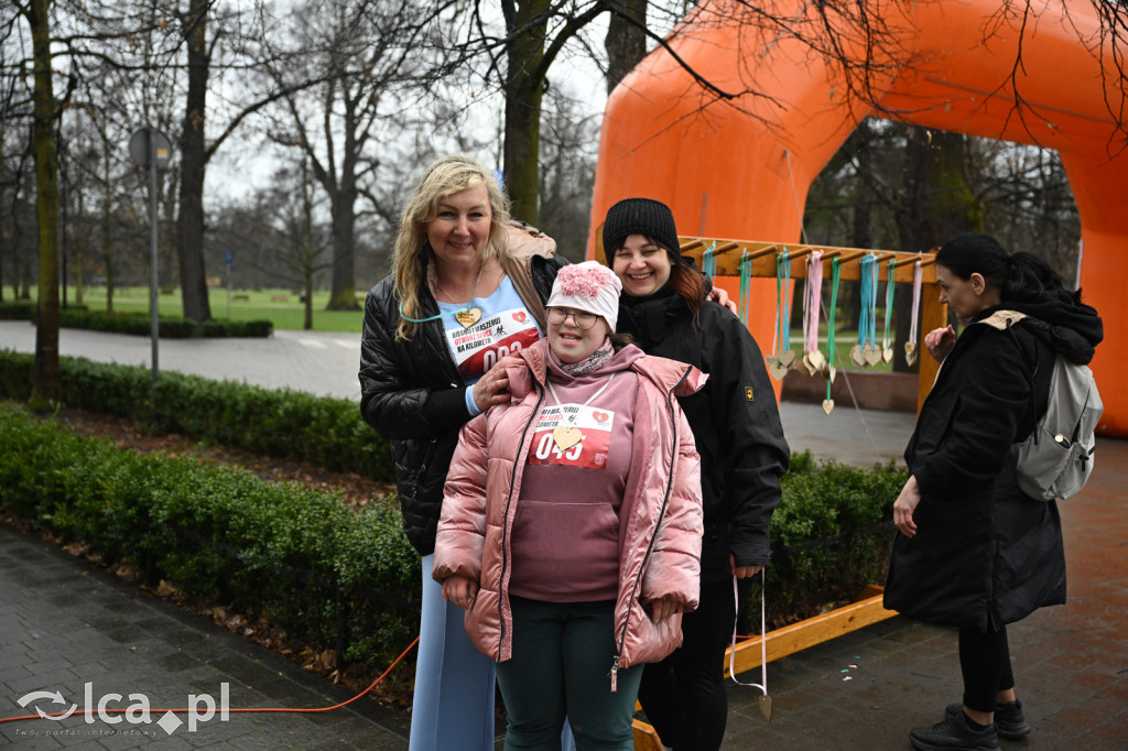 Pokonali kilometr dla „Otwórz Serce”