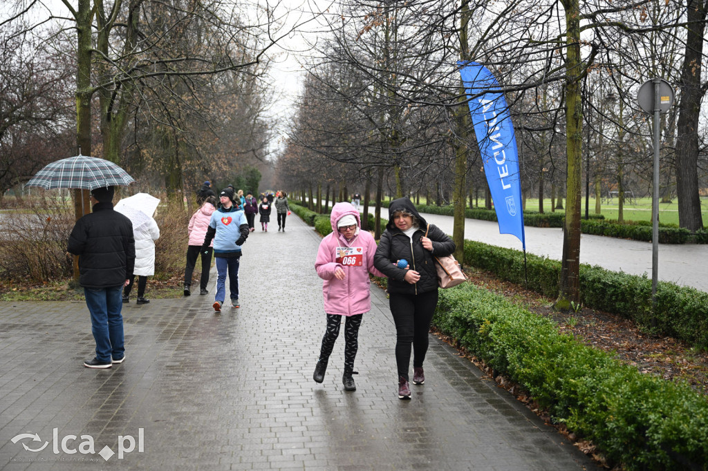 Pokonali kilometr dla „Otwórz Serce”