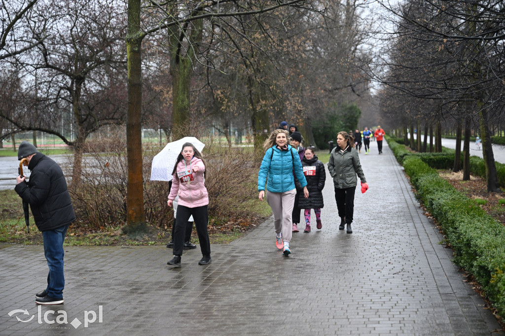 Pokonali kilometr dla „Otwórz Serce”