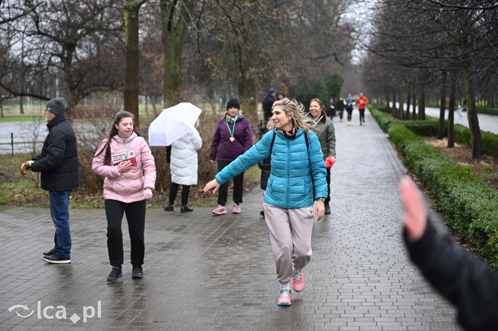 Pokonali kilometr dla „Otwórz Serce”