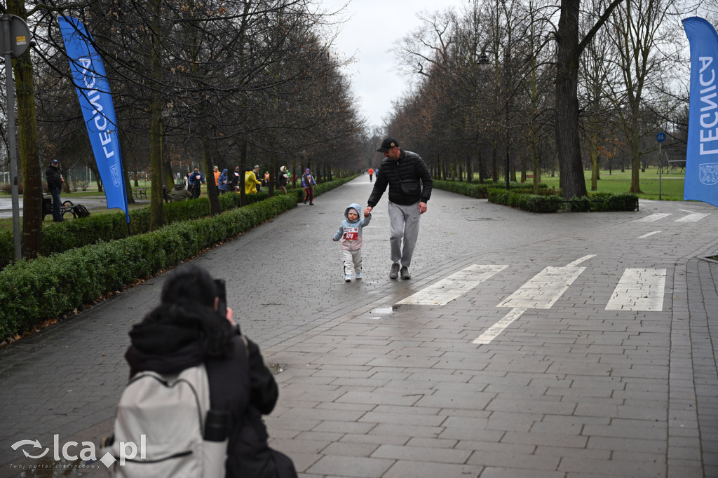 Pokonali kilometr dla „Otwórz Serce”