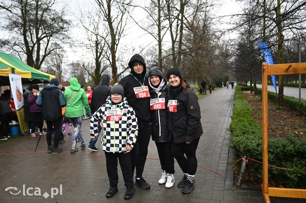 Pokonali kilometr dla „Otwórz Serce”