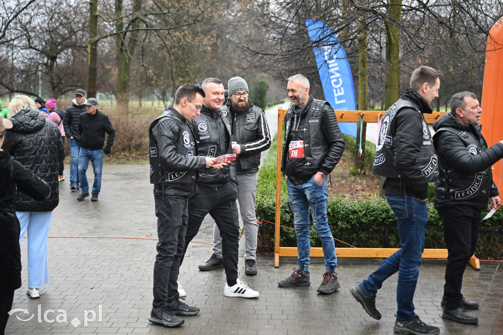 Pokonali kilometr dla „Otwórz Serce”