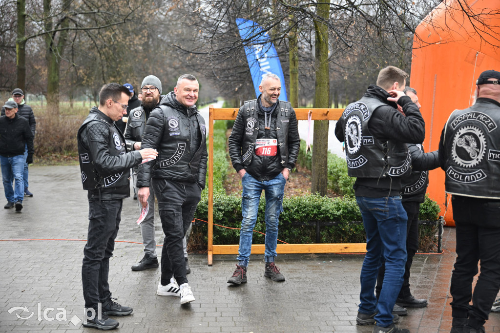 Pokonali kilometr dla „Otwórz Serce”