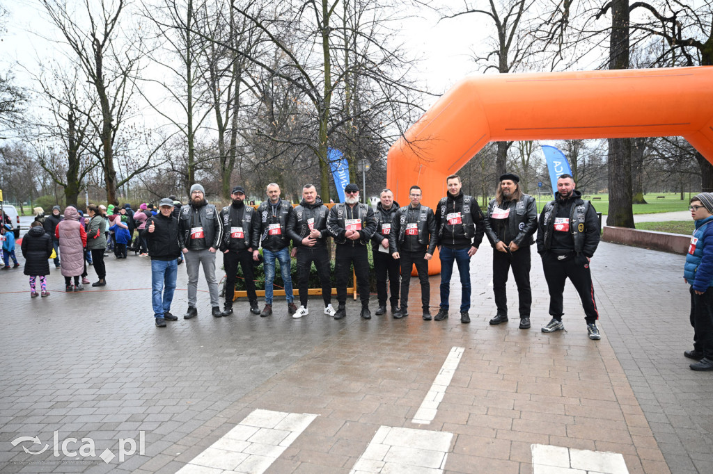 Pokonali kilometr dla „Otwórz Serce”