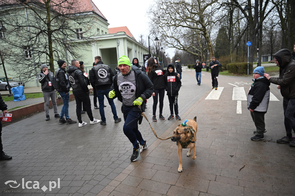 Pokonali kilometr dla „Otwórz Serce”