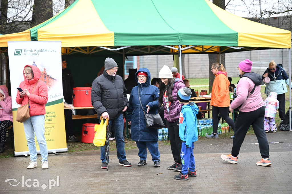 Pokonali kilometr dla „Otwórz Serce”