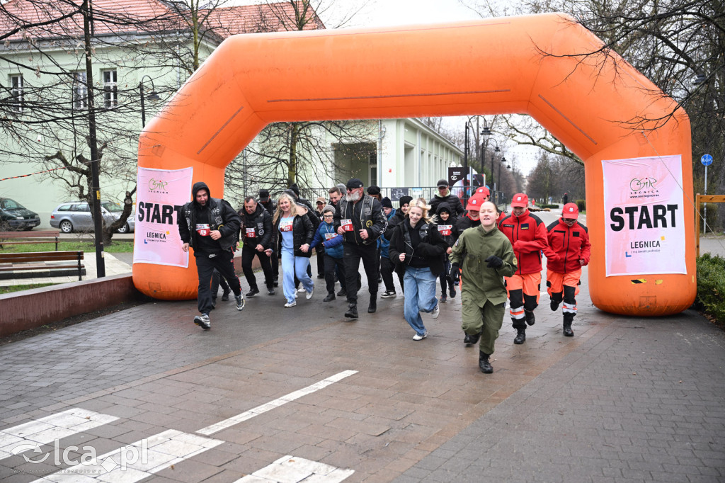Pokonali kilometr dla „Otwórz Serce”