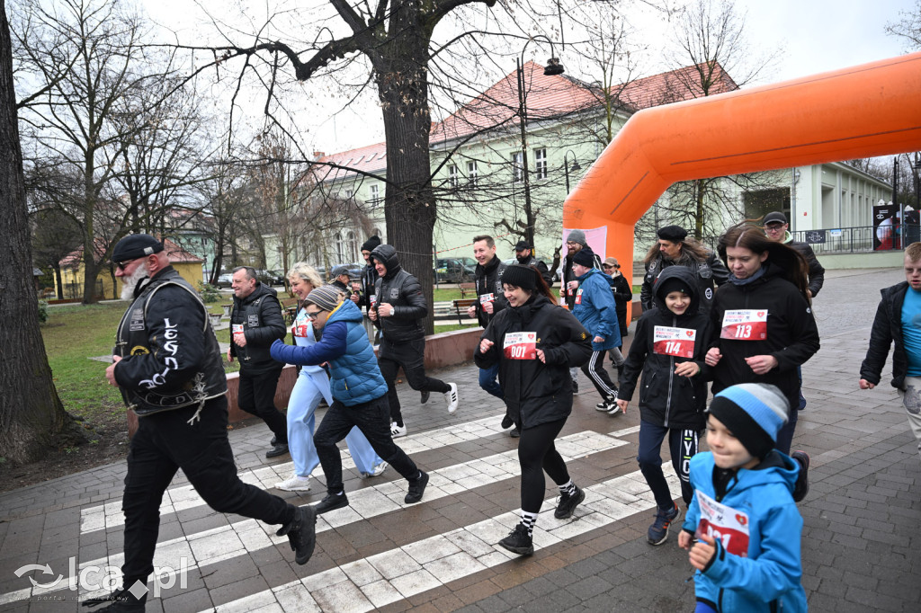 Pokonali kilometr dla „Otwórz Serce”