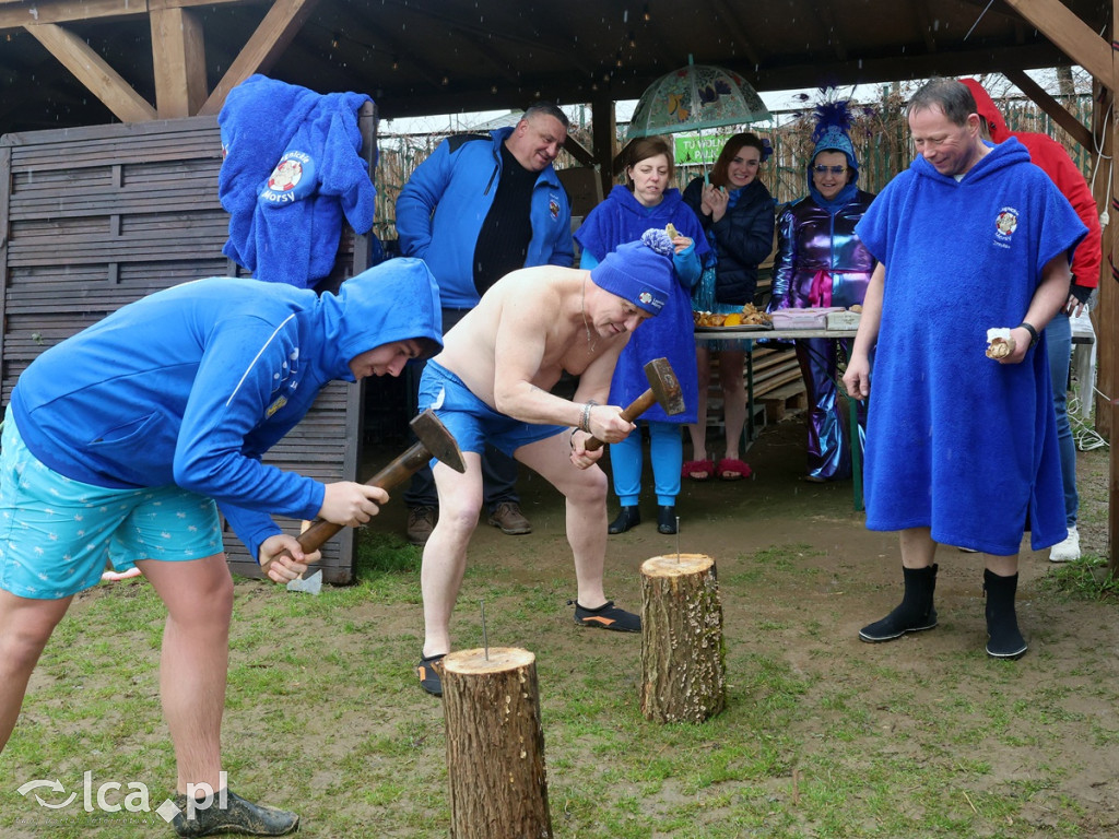Lodowata woda i gorące emocje