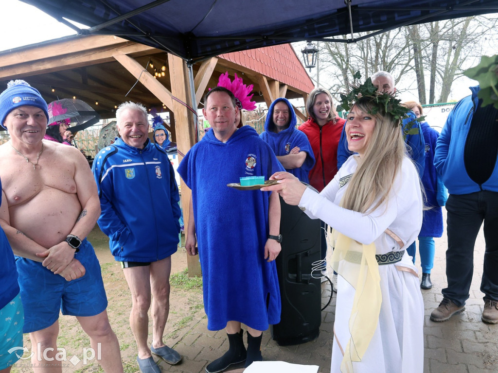 Lodowata woda i gorące emocje