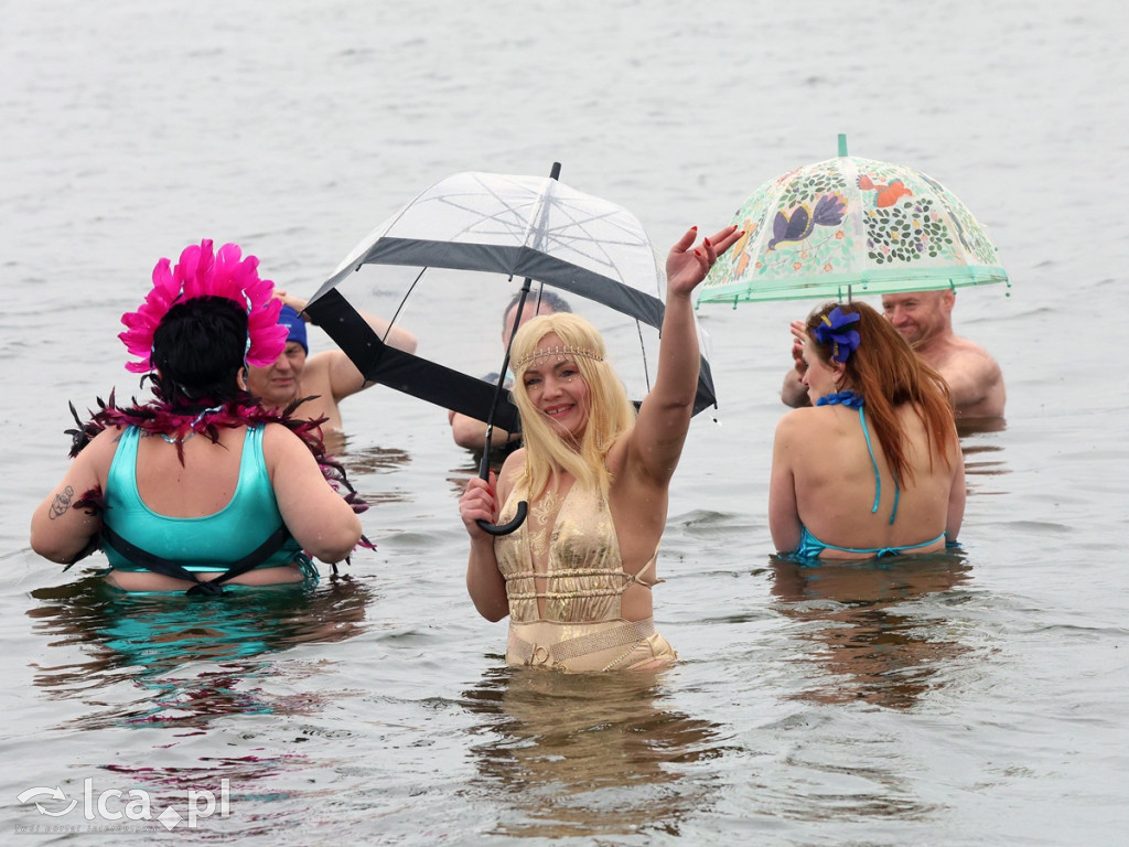 Lodowata woda i gorące emocje