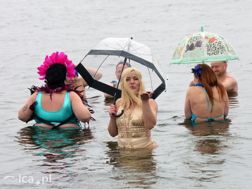 Lodowata woda i gorące emocje