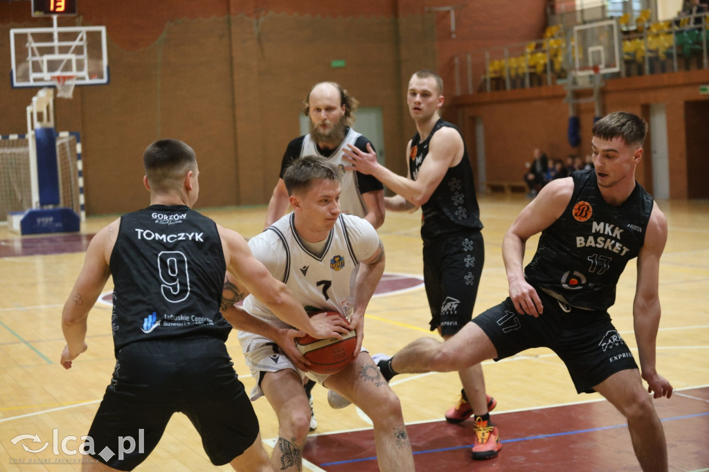 Dominacja na parkiecie KS Basket Legnica