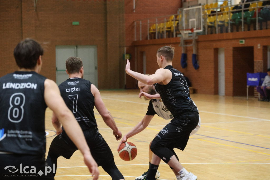 Dominacja na parkiecie KS Basket Legnica