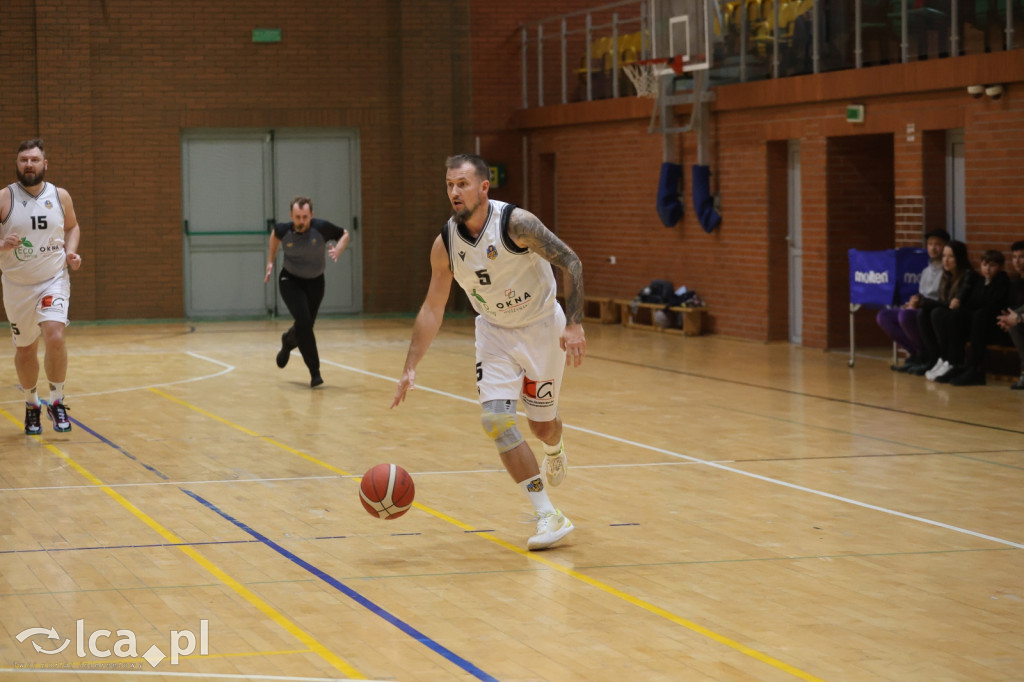 Dominacja na parkiecie KS Basket Legnica