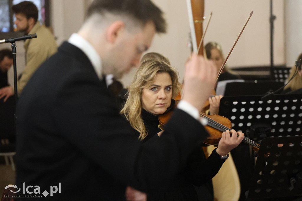 Magia w każdym dźwięku i wypełniony kościół