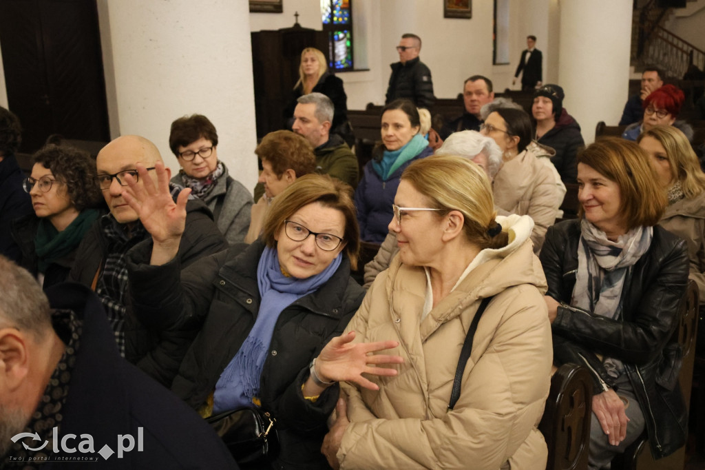 Magia w każdym dźwięku i wypełniony kościół