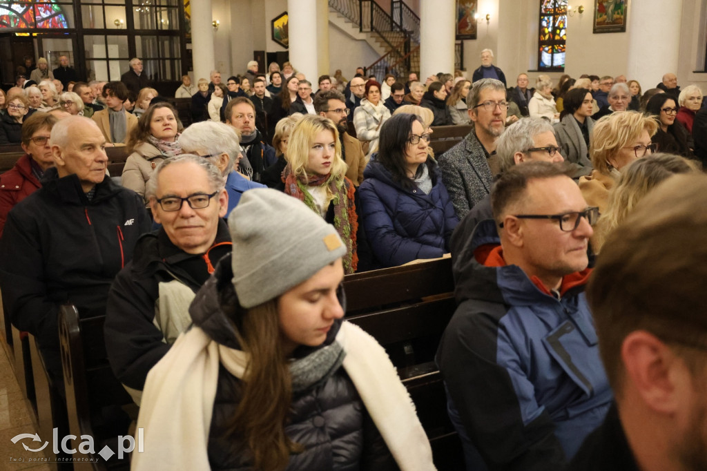 Magia w każdym dźwięku i wypełniony kościół