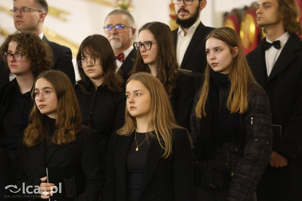 Magia w każdym dźwięku i wypełniony kościół