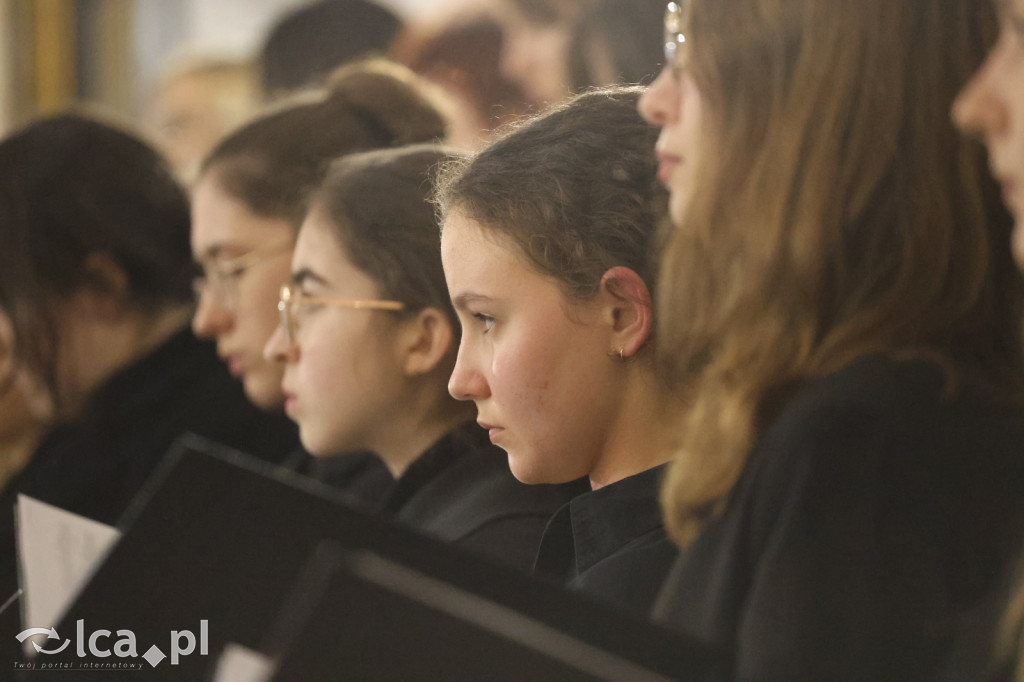 Magia w każdym dźwięku i wypełniony kościół