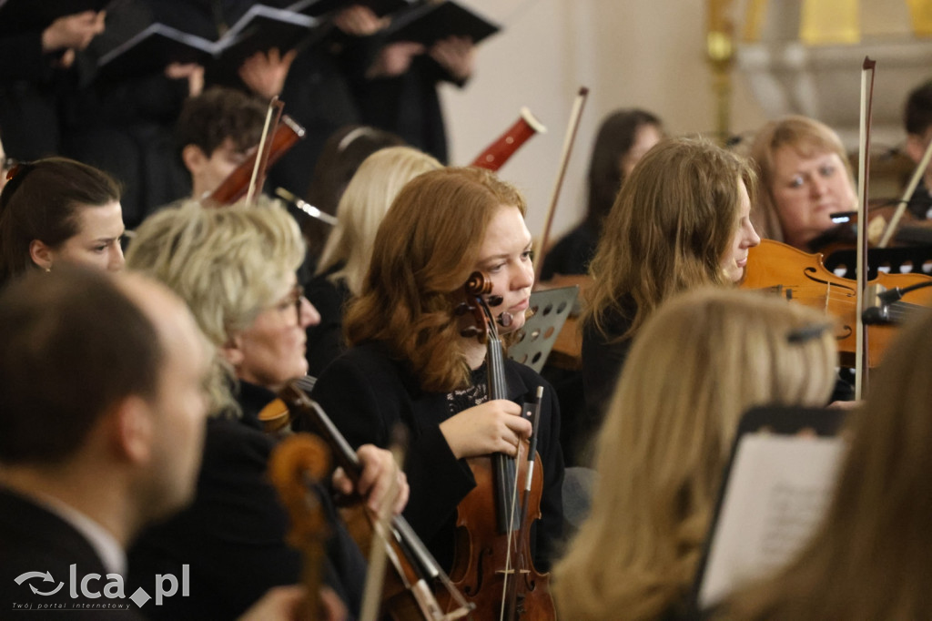 Magia w każdym dźwięku i wypełniony kościół