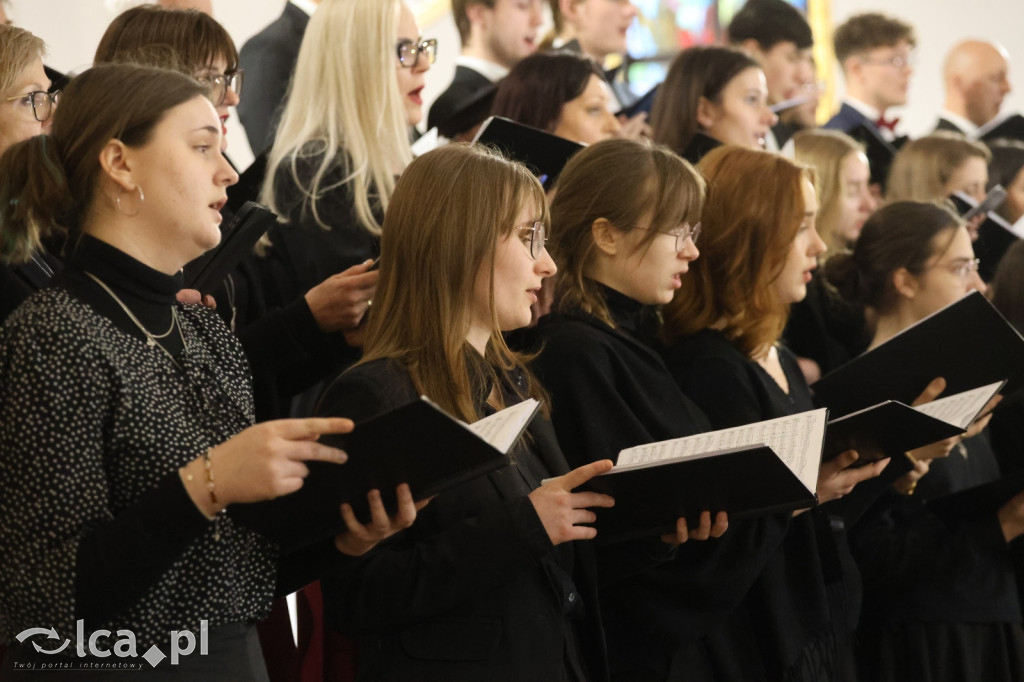 Magia w każdym dźwięku i wypełniony kościół