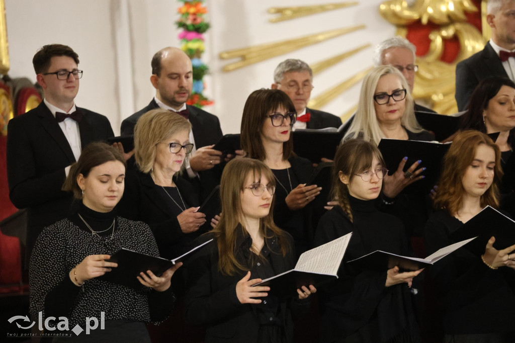 Magia w każdym dźwięku i wypełniony kościół