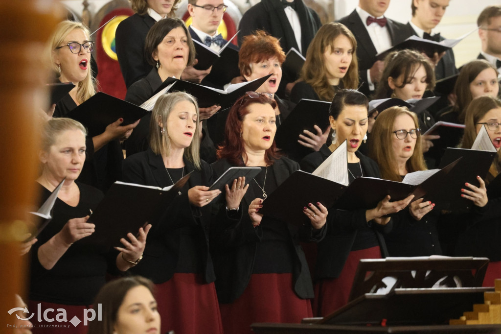 Magia w każdym dźwięku i wypełniony kościół