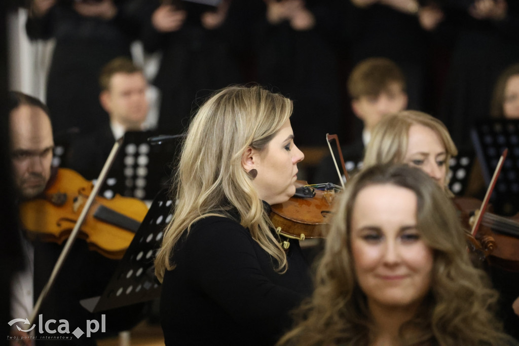 Magia w każdym dźwięku i wypełniony kościół